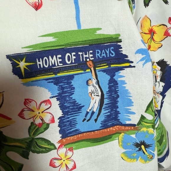 Reyn Spooner Men's Tampa Bay Rays White Scenic Button-Up Shirt NEW!! Size medium - Picture 8 of 11
